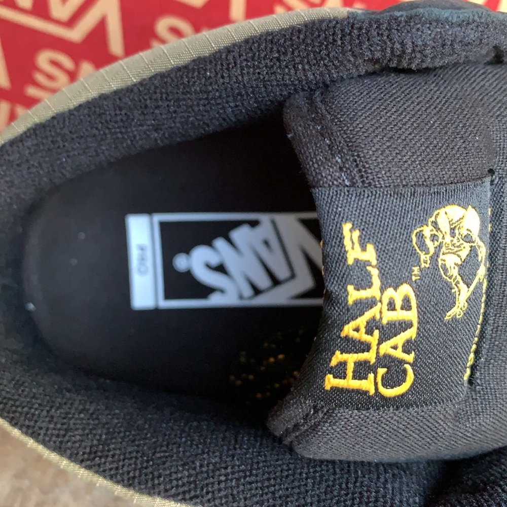 VANS HALF CAB PRO SURPLUS BLACK/MILITARY WMNS - Picture 6 of 16